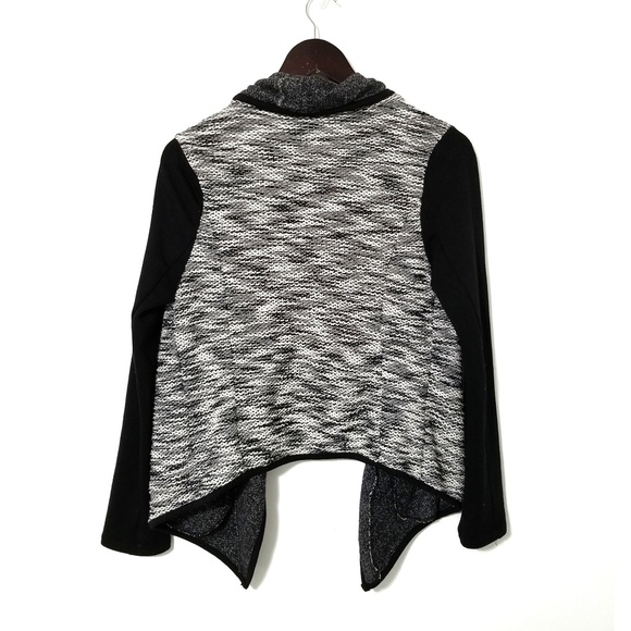 Olive & Oak Draped Open Cardigan - Picture 4 of 8